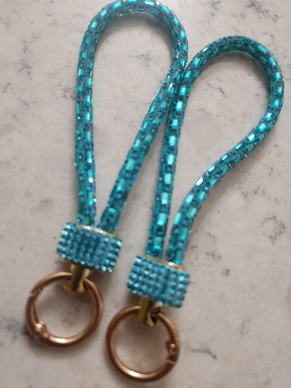 Sparkle Loop Keyring - Picture 7 of 13